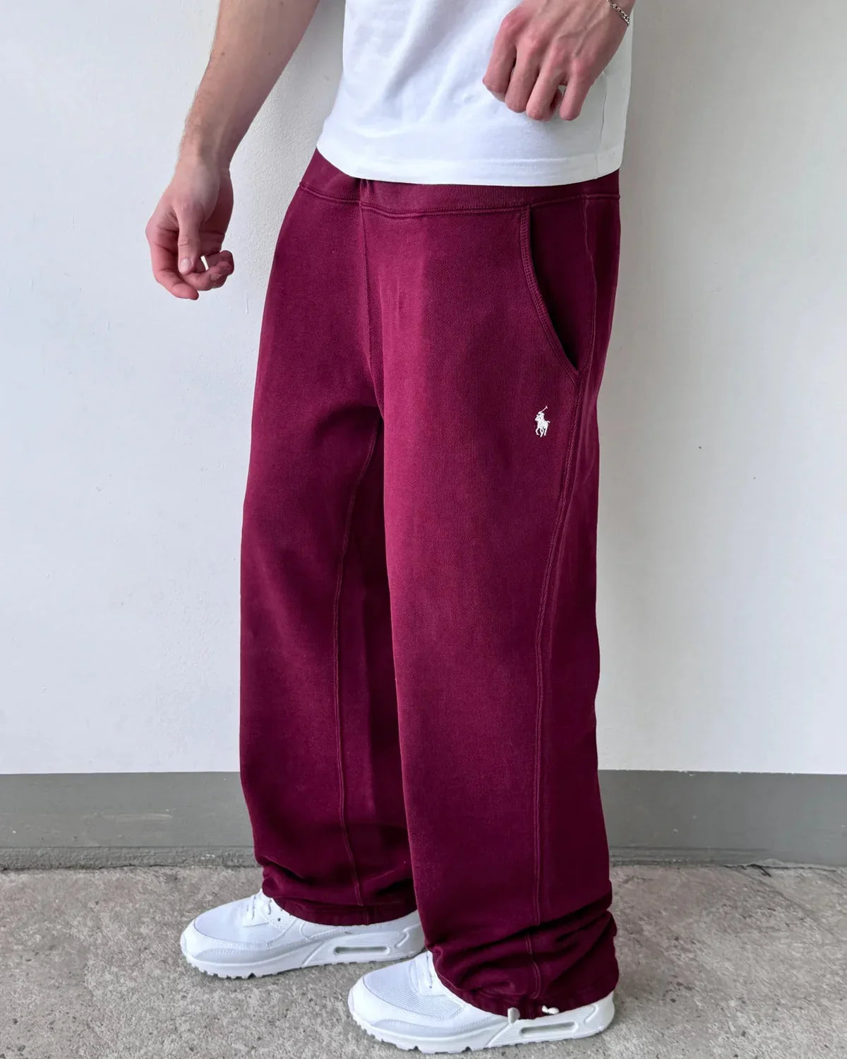 Men Classic Embroidered Wide Leg Sweatpants, Loose Straight Fit Casual Fleece Track Pants for Daily Street Workout Loungewear